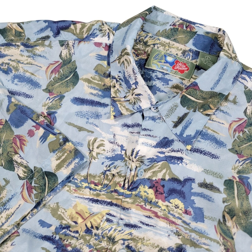 Hilo Hattie Hawaiian Shirt Mens L Blue Silk Tropical Aloha Beachy Casual Vintage